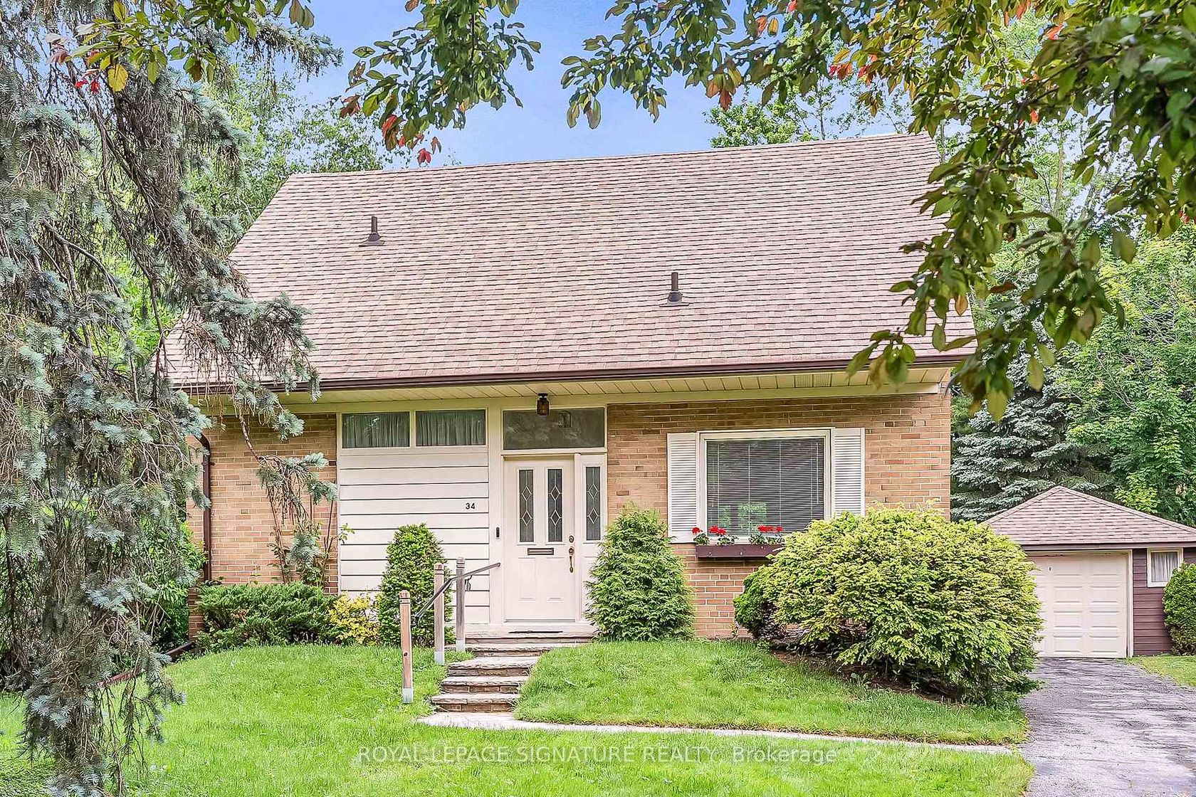 34 Addison Crescent, Don Mills, Toronto photo number 2