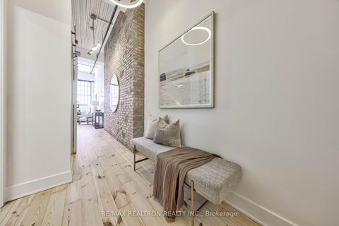 Photo 2 at 514 - 183 Dovercourt Road, Bellwoods, Toronto