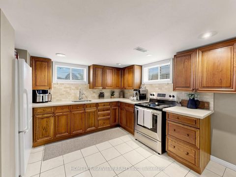 Photo 28 at 10 Woolton Crescent, Amesbury, Toronto