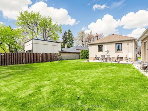 Photo 43 at 10 Woolton Crescent, Amesbury, Toronto