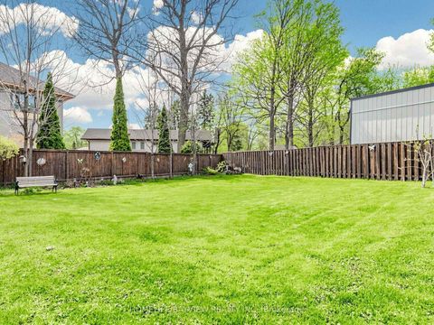 Photo 45 at 10 Woolton Crescent, Amesbury, Toronto