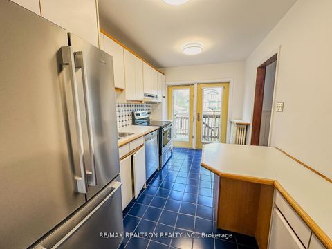 Photo 10 at 372 St Germain Avenue, Lawrence Park North, Toronto