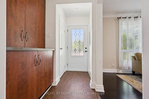 Photo 3 at 33 South Kingsway, Swansea, Toronto