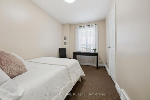 Photo 18 at 33 South Kingsway, Swansea, Toronto
