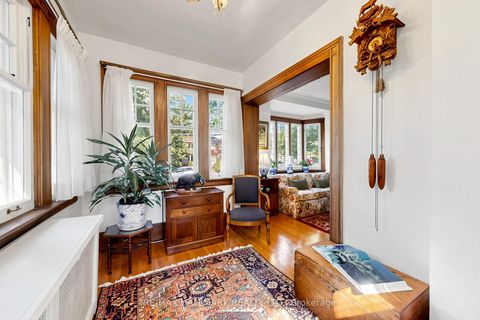 Photo 5 at 59 Courcelette Road, Cliffside, Toronto