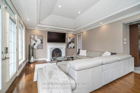 Photo 20 at 3 Wythenshawe Wood, Guildwood, Toronto