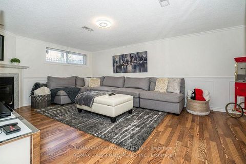 Photo 29 at 3 Wythenshawe Wood, Guildwood, Toronto