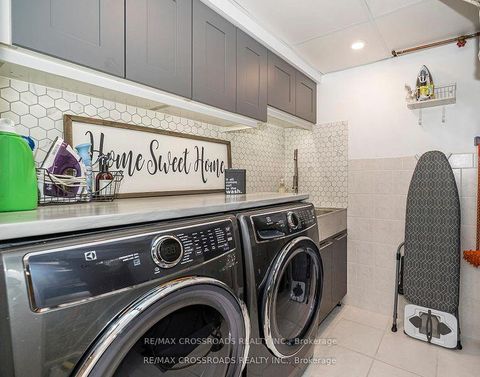 Photo 36 at 3 Wythenshawe Wood, Guildwood, Toronto
