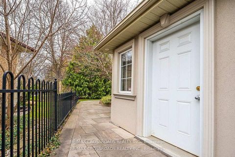 Photo 46 at 3 Wythenshawe Wood, Guildwood, Toronto