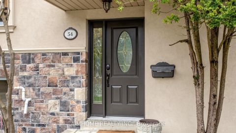 Photo 2 at 54 Plymbridge Road, York Mills, Toronto