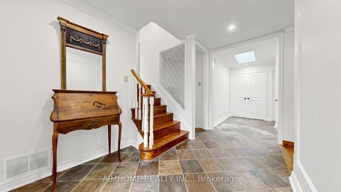 Photo 4 at 54 Plymbridge Road, York Mills, Toronto