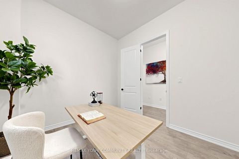 Photo 4 at 105 Halldorson Avenue, Bayview Northeast, Aurora