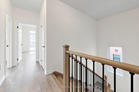 Photo 19 at 105 Halldorson Avenue, Bayview Northeast, Aurora