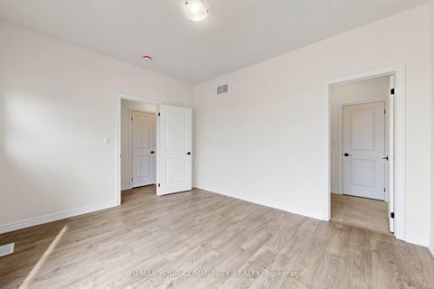 Photo 27 at 105 Halldorson Avenue, Bayview Northeast, Aurora