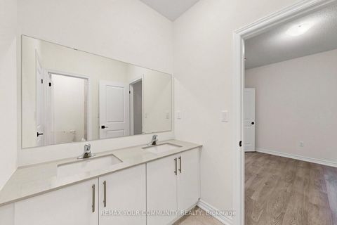 Photo 31 at 105 Halldorson Avenue, Bayview Northeast, Aurora