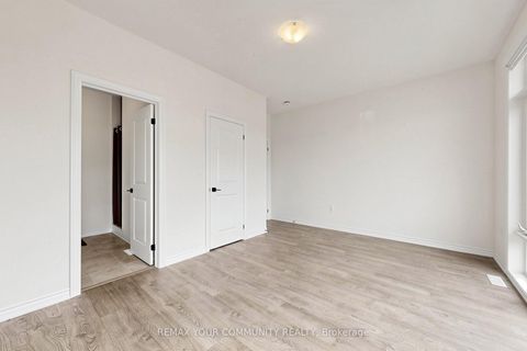 Photo 37 at 105 Halldorson Avenue, Bayview Northeast, Aurora