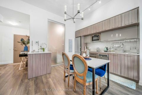 Photo 8 at 112 - 4800 Highway 7 Road, East Woodbridge, Vaughan