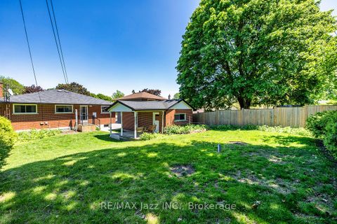Photo 39 at 950 Mary Street N, Centennial, Oshawa