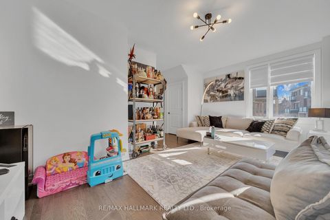Photo 11 at 948 Isaac Phillips Way, Summerhill Estates, Newmarket