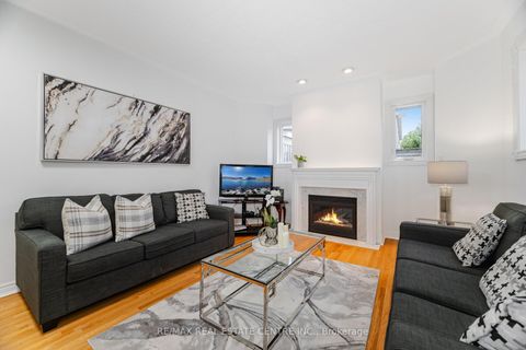 Photo 11 at 24 Futura Avenue, Rouge Woods, Richmond Hill