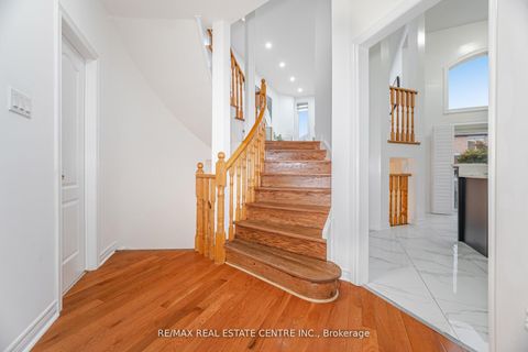 Photo 17 at 24 Futura Avenue, Rouge Woods, Richmond Hill