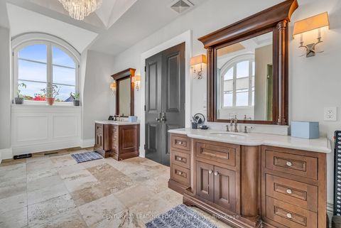 Photo 19 at 2 Nightfall Court, Kleinburg, Vaughan
