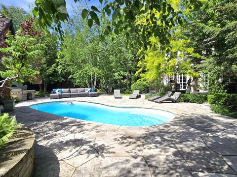 Photo 40 at 2 Nightfall Court, Kleinburg, Vaughan