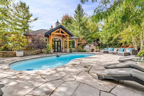 Photo 41 at 2 Nightfall Court, Kleinburg, Vaughan