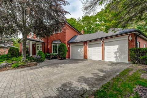 Photo 1 at 98 Woodview Drive, Rougemount, Pickering