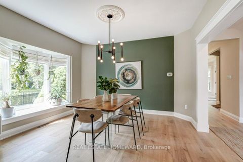 Photo 9 at 98 Woodview Drive, Rougemount, Pickering
