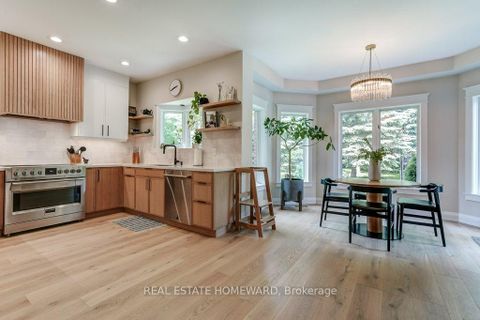 Photo 12 at 98 Woodview Drive, Rougemount, Pickering