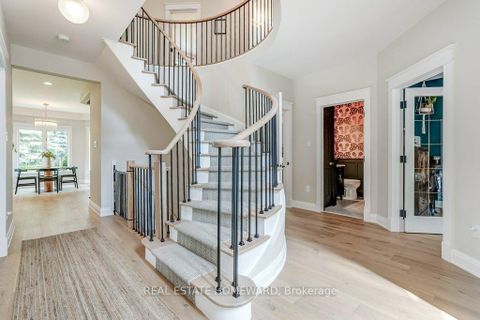 Photo 24 at 98 Woodview Drive, Rougemount, Pickering