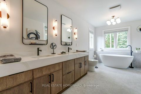 Photo 29 at 98 Woodview Drive, Rougemount, Pickering