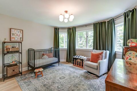 Photo 33 at 98 Woodview Drive, Rougemount, Pickering