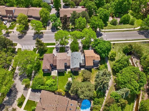 Photo 33 at 54 Brimwood Boulevard, Agincourt North, Toronto