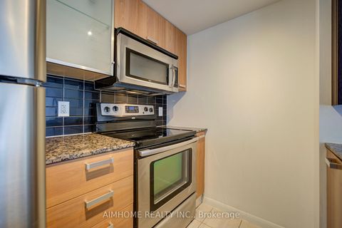 Photo 9 at 1604 - 38 Grenville Street, Bay Street Corridor, Toronto