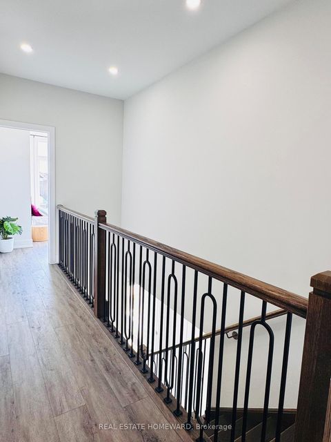 Photo 12 at 960 Lockie Drive, Kedron, Oshawa