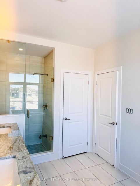 Photo 16 at 960 Lockie Drive, Kedron, Oshawa