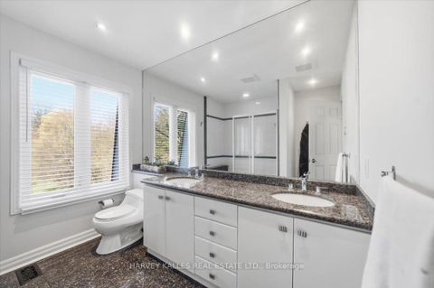 Photo 26 at 72 Walmer Road, North Richvale, Richmond Hill