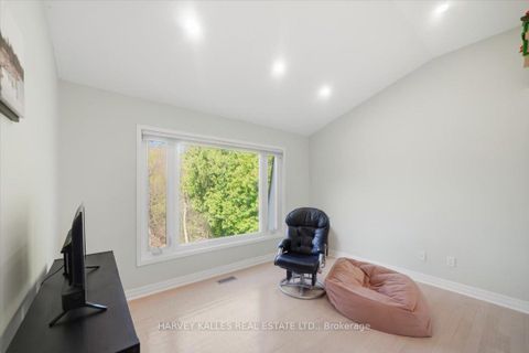 Photo 28 at 72 Walmer Road, North Richvale, Richmond Hill