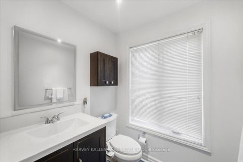 Photo 38 at 72 Walmer Road, North Richvale, Richmond Hill