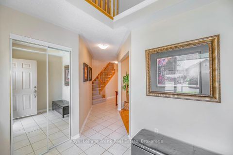 Photo 3 at 720 Ormond Drive, Samac, Oshawa
