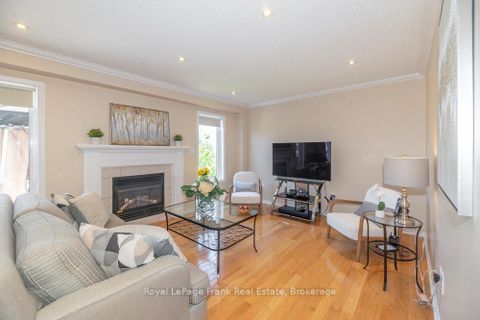 Photo 8 at 720 Ormond Drive, Samac, Oshawa