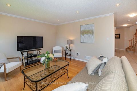 Photo 10 at 720 Ormond Drive, Samac, Oshawa