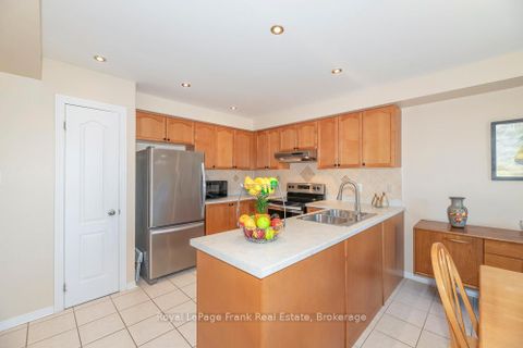 Photo 16 at 720 Ormond Drive, Samac, Oshawa