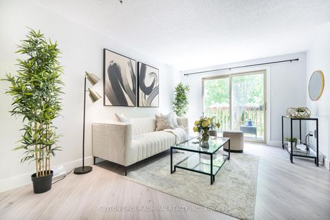 Photo 7 at 59 - 16 Evergreen Court, Ardagh, Barrie