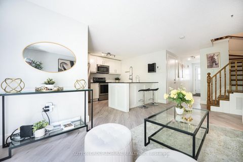 Photo 10 at 59 - 16 Evergreen Court, Ardagh, Barrie