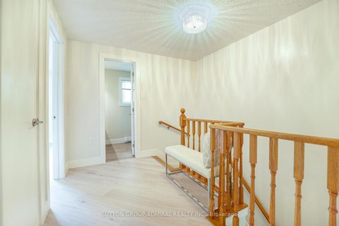 Photo 17 at 59 - 16 Evergreen Court, Ardagh, Barrie