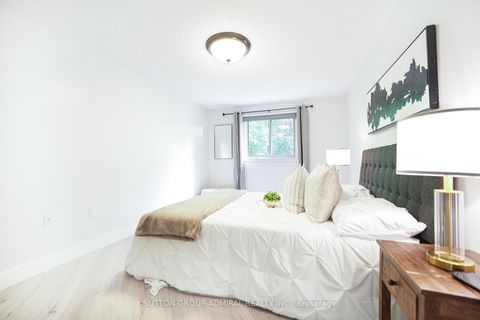 Photo 27 at 59 - 16 Evergreen Court, Ardagh, Barrie
