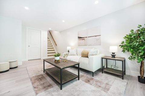 Photo 32 at 59 - 16 Evergreen Court, Ardagh, Barrie